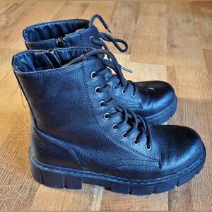 Black zip up combat Boots